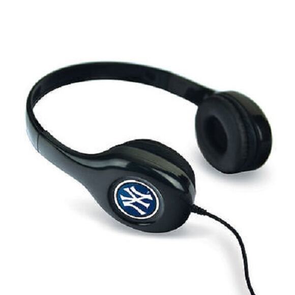 MLB Yankees Stereo Headphones New York Logo Cell Tablets Laptops Black Plug IN - Picture 1 of 3